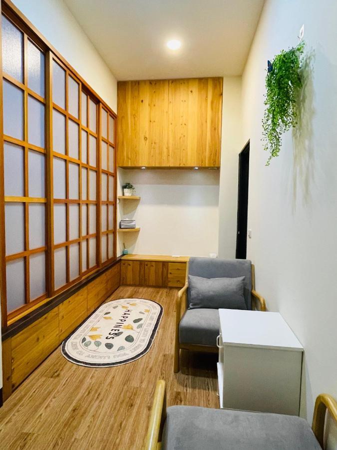 鄉間小路 Home 備有專屬停車場 จูซาน ภายนอก รูปภาพ